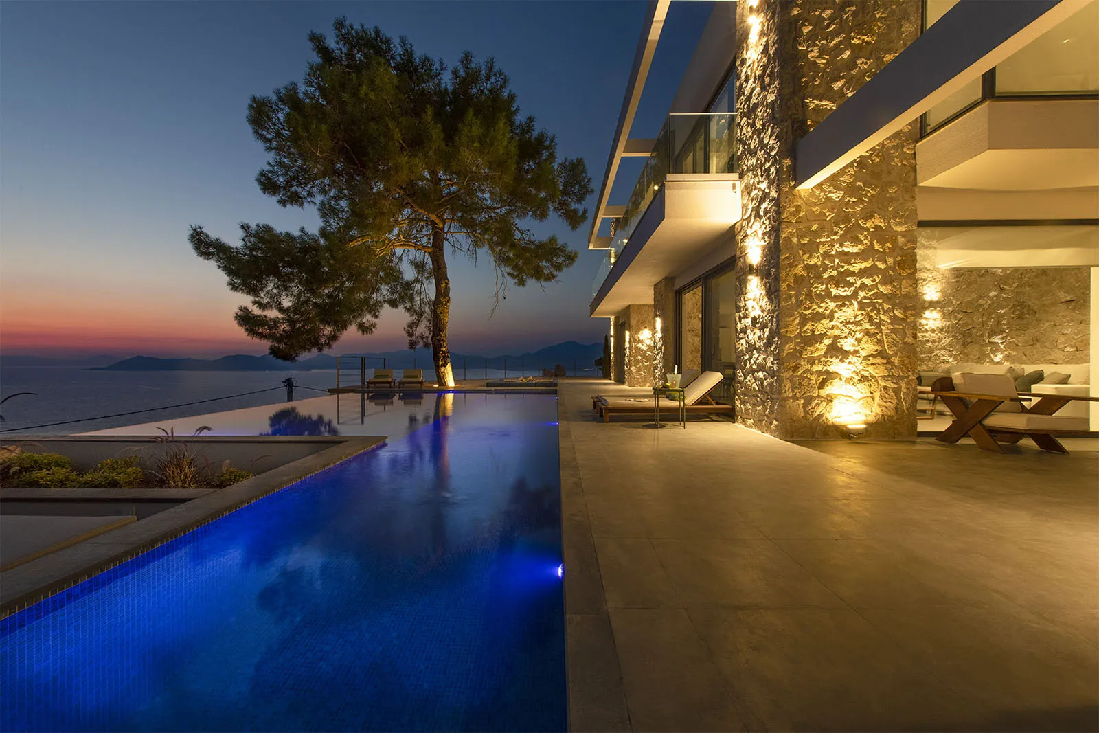 Villa Ora Blue — 10