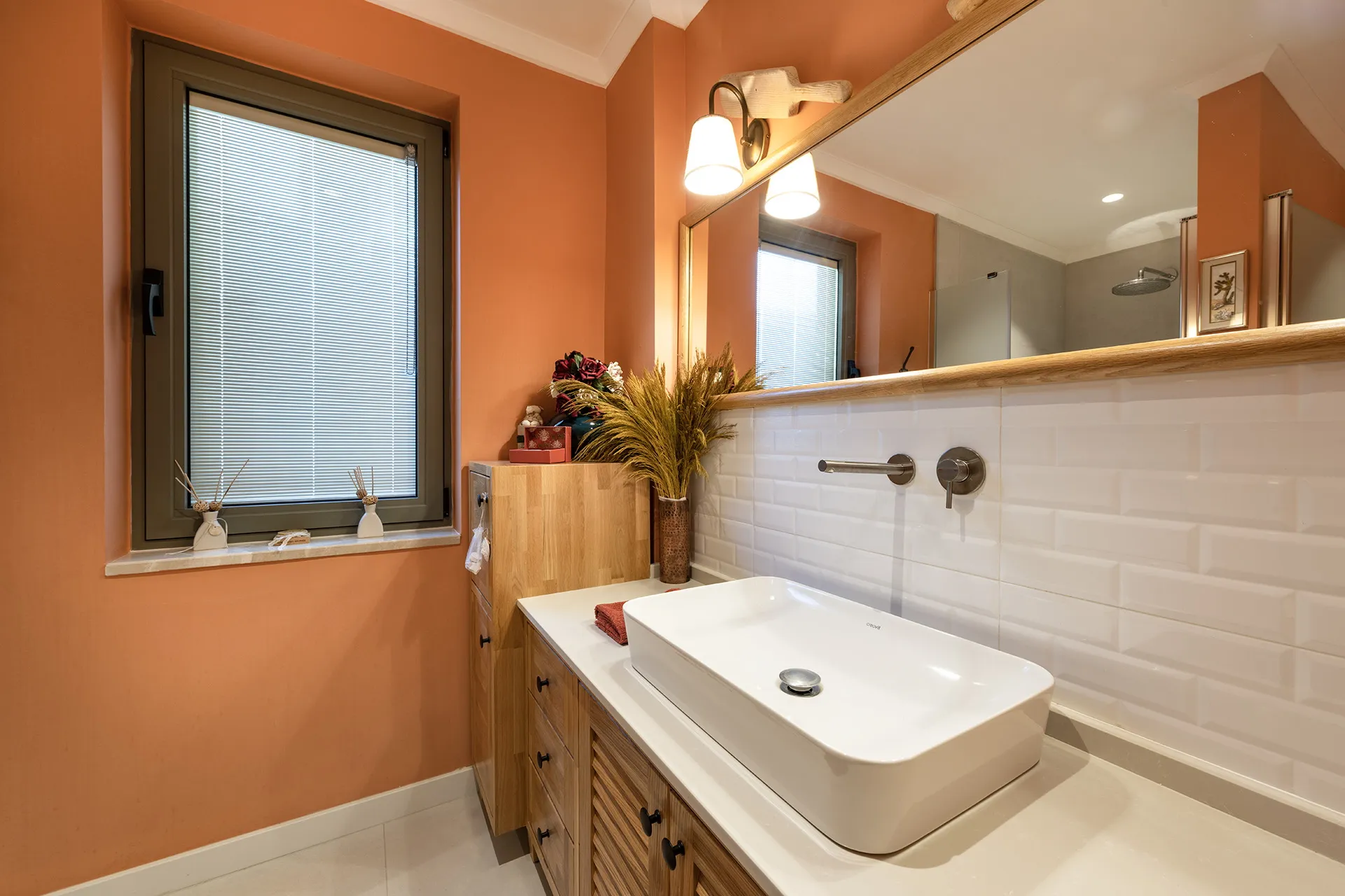 Villa West — 4