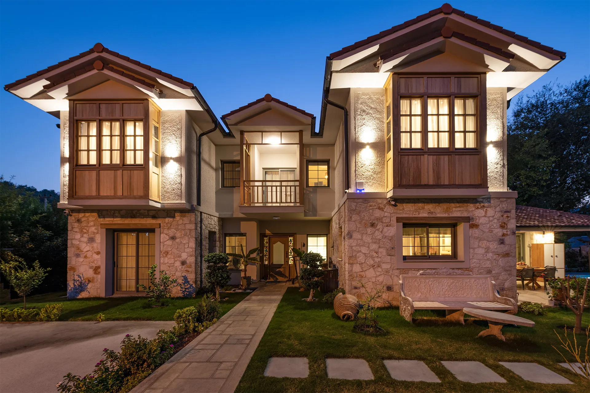 Villa West — 7