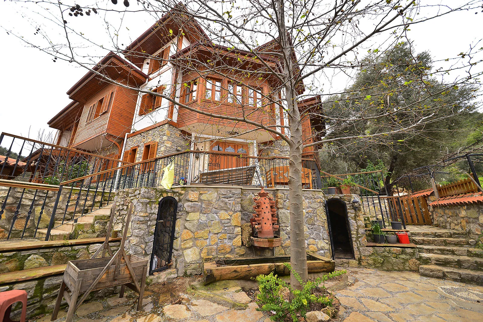 Zeytinli Konak Taşyaka