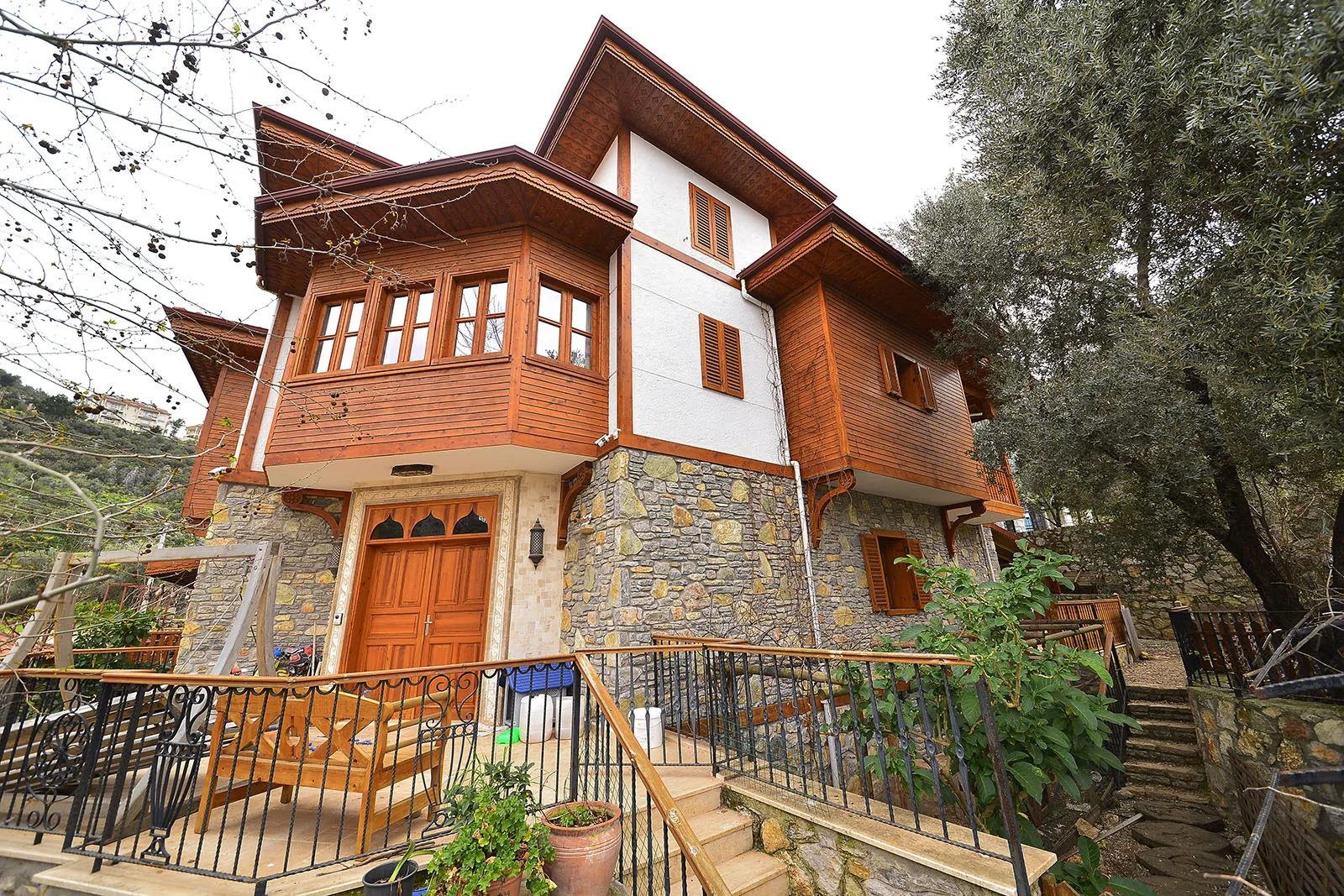 Zeytinli Konak Taşyaka — 2