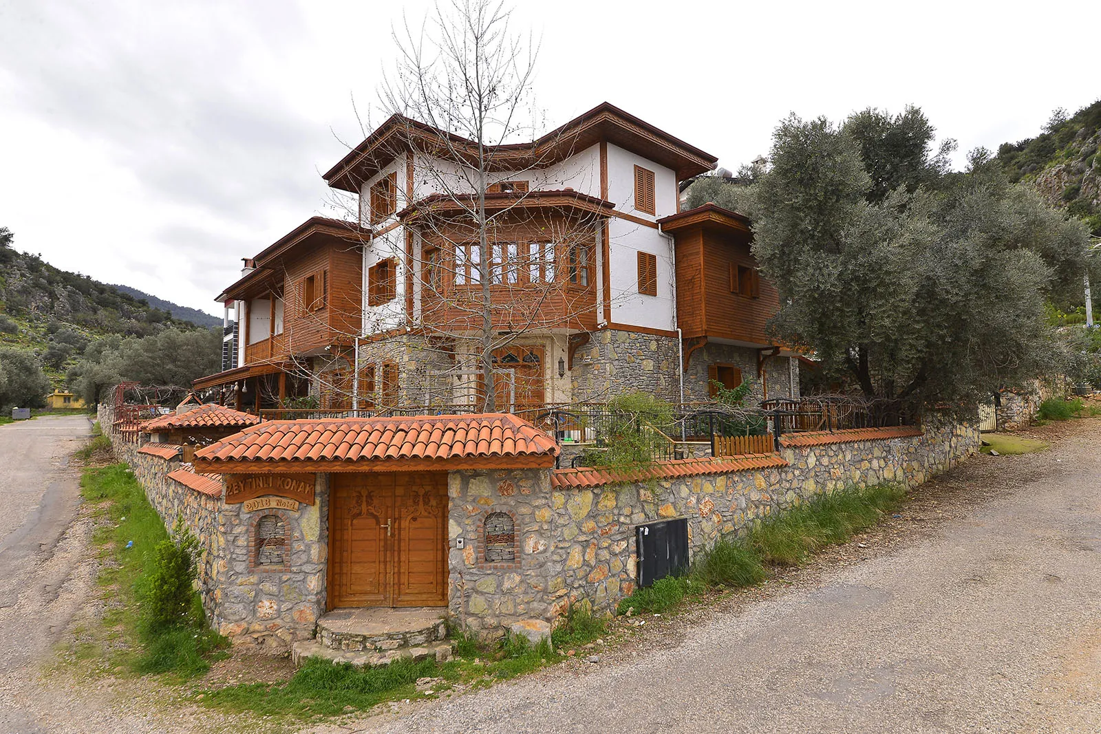 Zeytinli Konak Taşyaka — 4