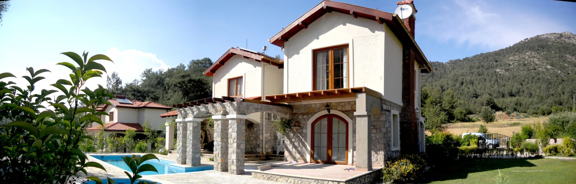 Cadavanti Houses — 13