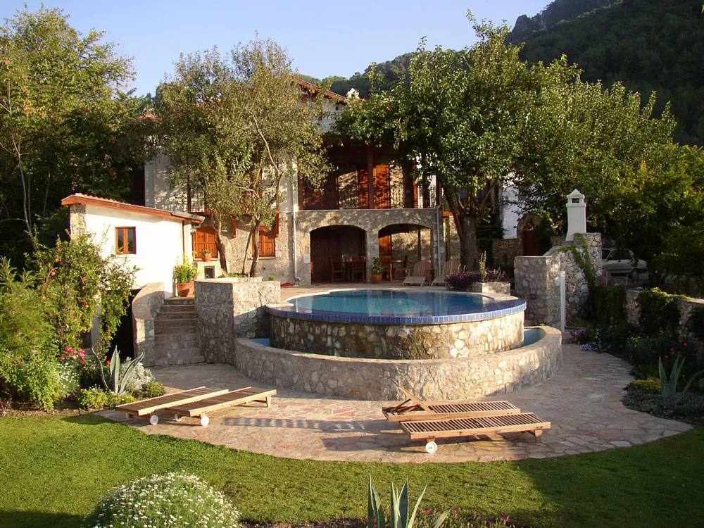 Sakin Bahçe