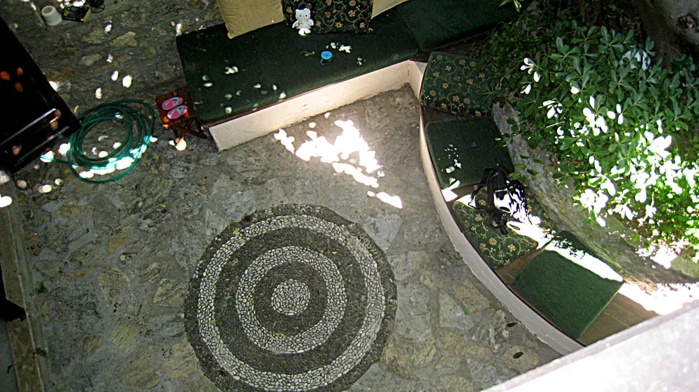 Eric & Blythe House — 10
