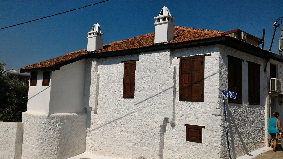 Kesik Kapı — 12